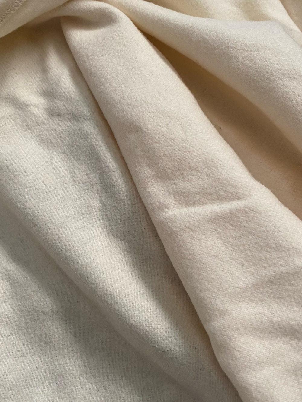 Soft Cream Wool and Cashmere Cape - Picture 2 of 2